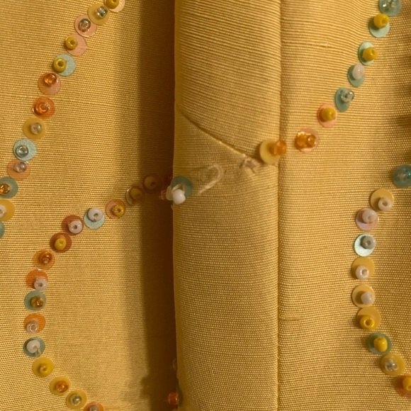 Chetta B Yellow Sleeveless Keyhole  100% Silk Beaded Flutter Hem Size 4 - Picture 3 of 8
